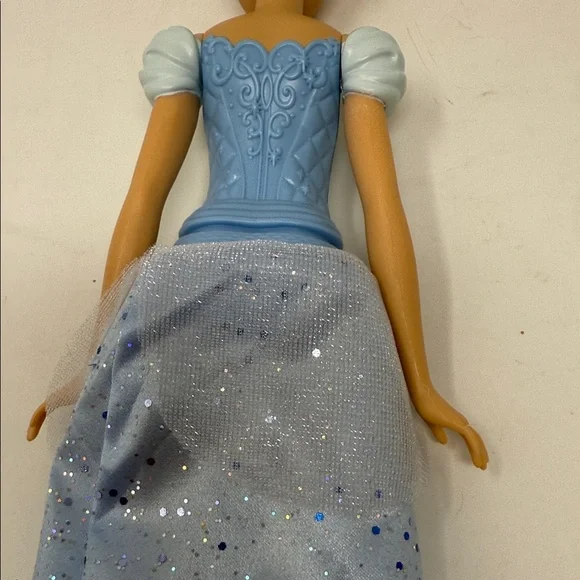 Disney Princess Cinderella 11” Doll with one shoe  Kids Barbie Toy - Picture 6 of 7